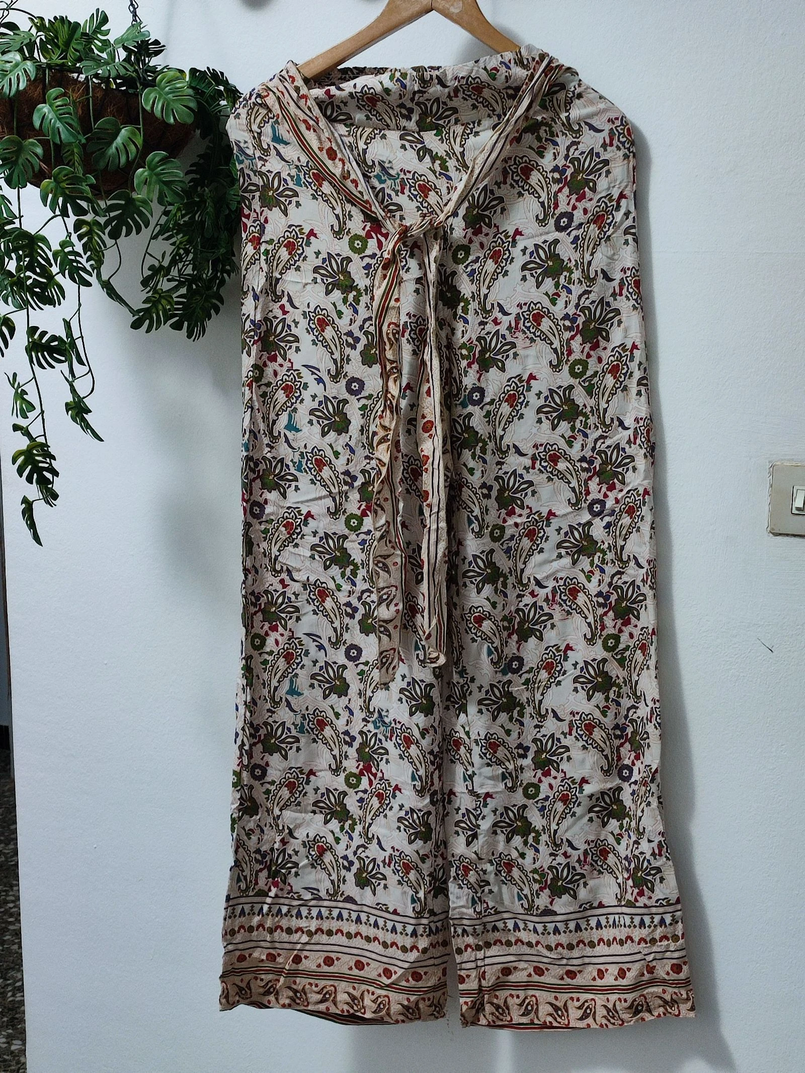 Pantalón ancho estampado paisley M / 40
